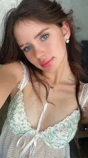 bixesa2690 (25) female from US - sexting partner