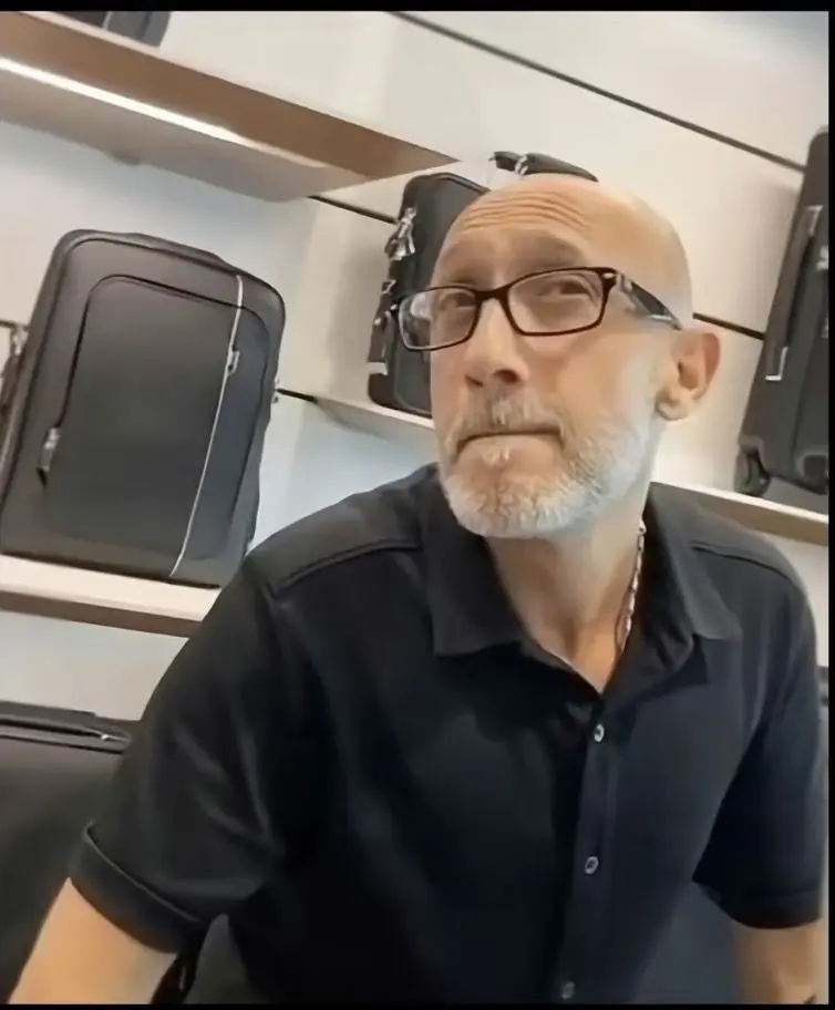 bobertsheepdagoat (18) male from US - sexting partner