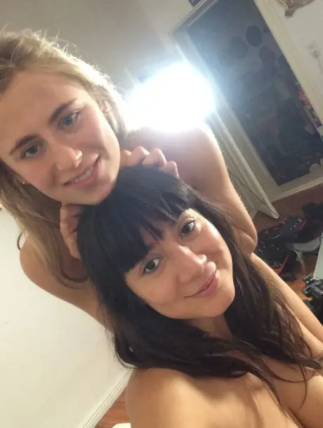 bodecip259 (22) female from AU - sexting partner