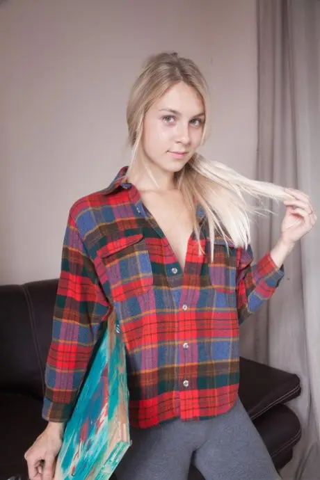 bodiso (18) female from AU - sexting partner