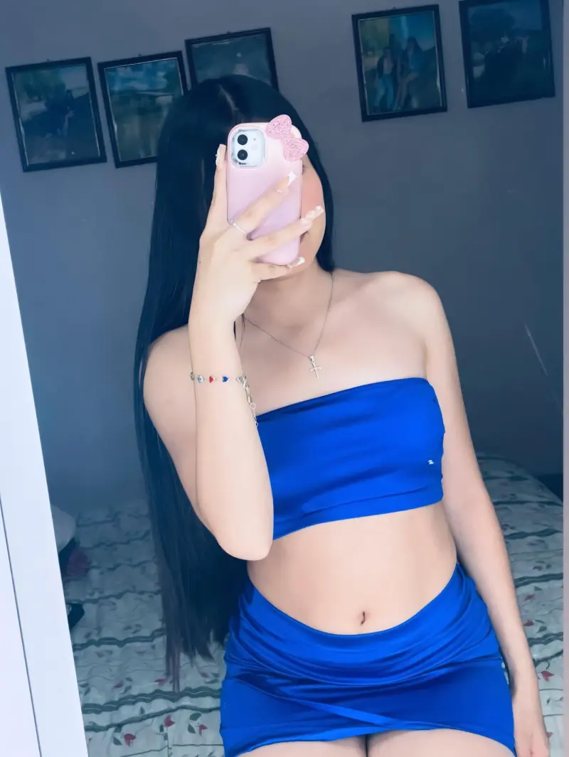 bofaf80654 (22) female from GB - sexting partner