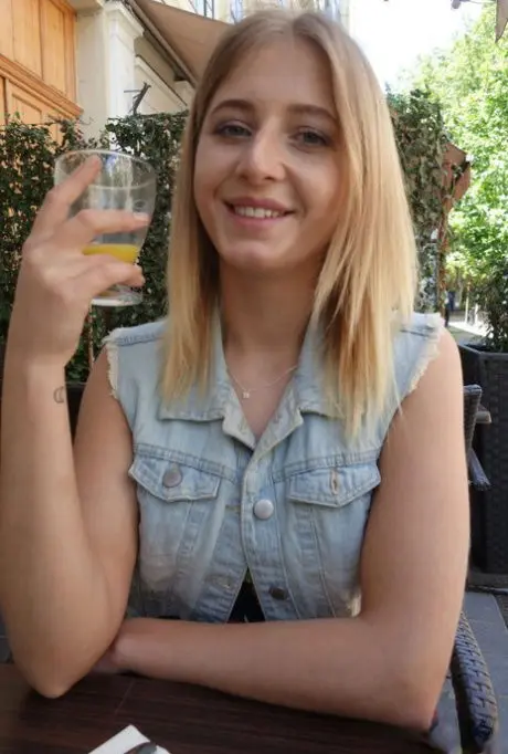 bokay58986 (25) female from NL - sexting partner