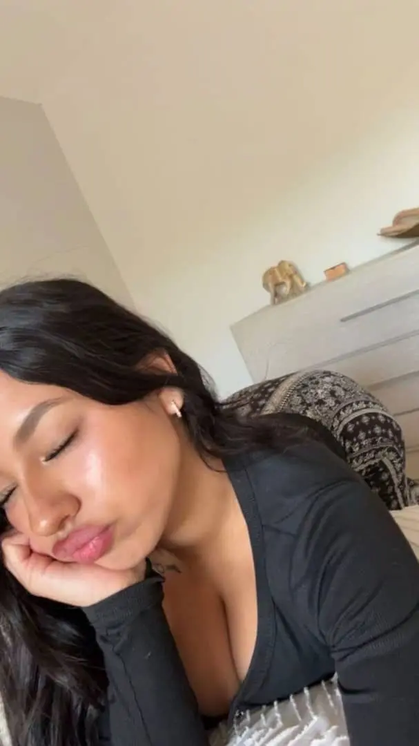 bopoy (18) female from US - sexting partner