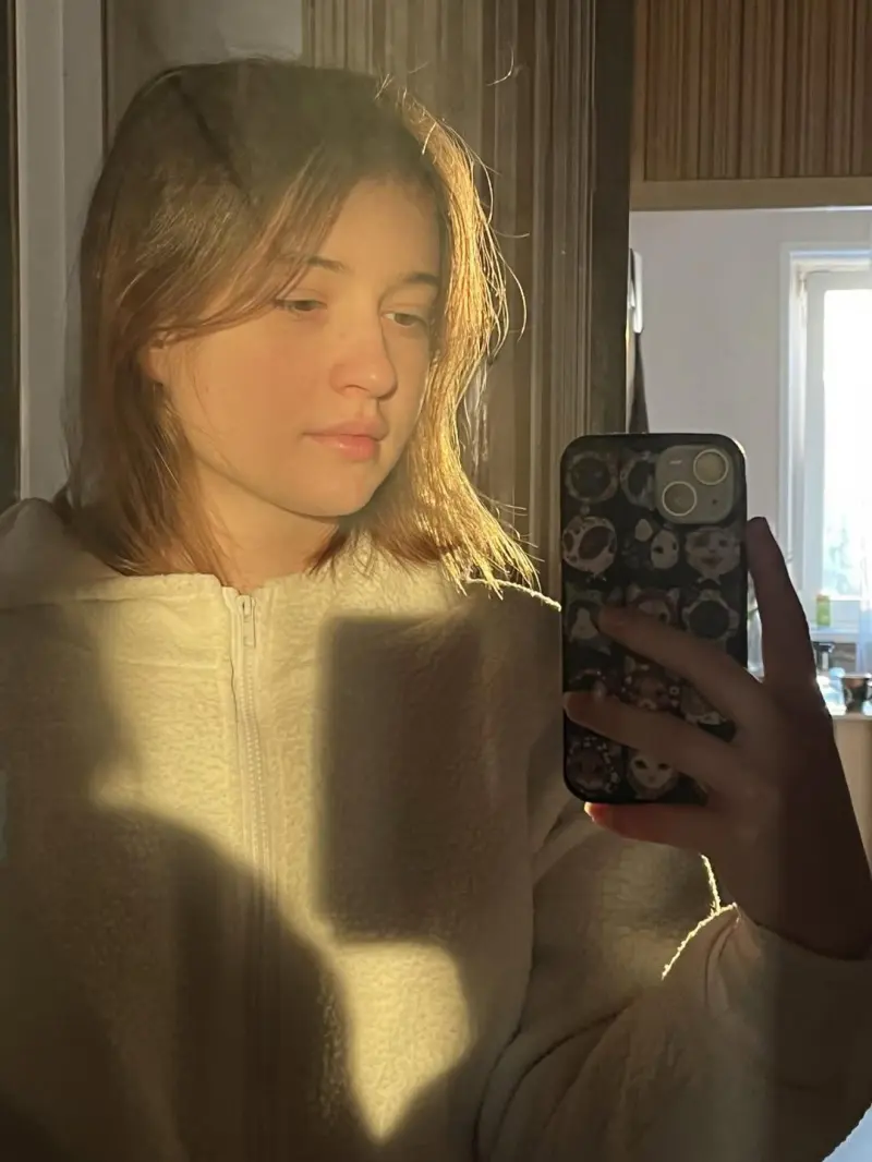 boregoh (21) female from US - sexting partner