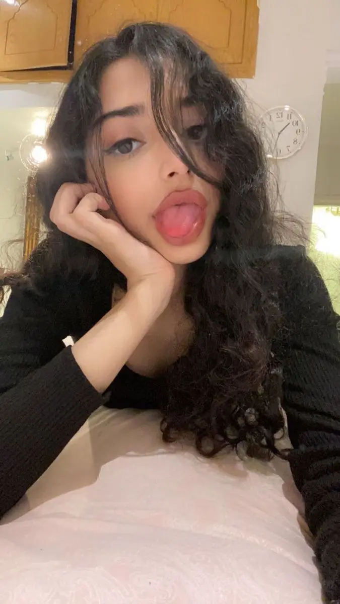 bristy50765ff (22) female from US - sexting partner