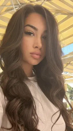 bronx3940 (18) female from US - sexting partner