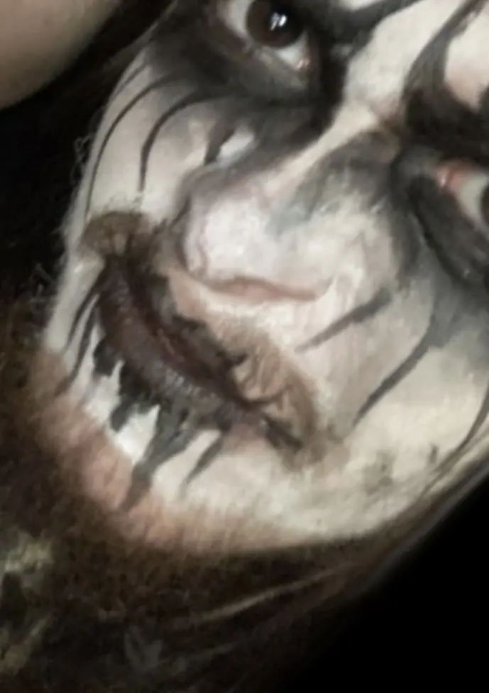 brumiok (18) male from AT - sexting partner