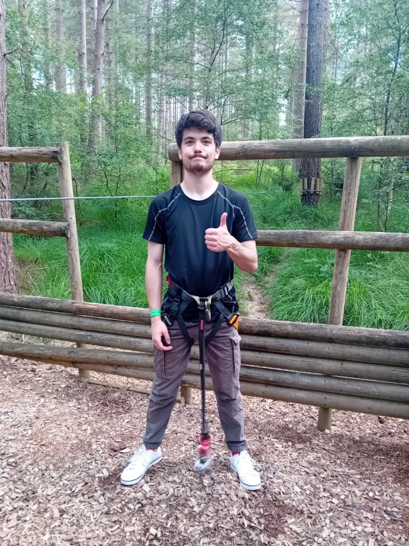 brutoncallum52 (19) male from GB - sexting partner