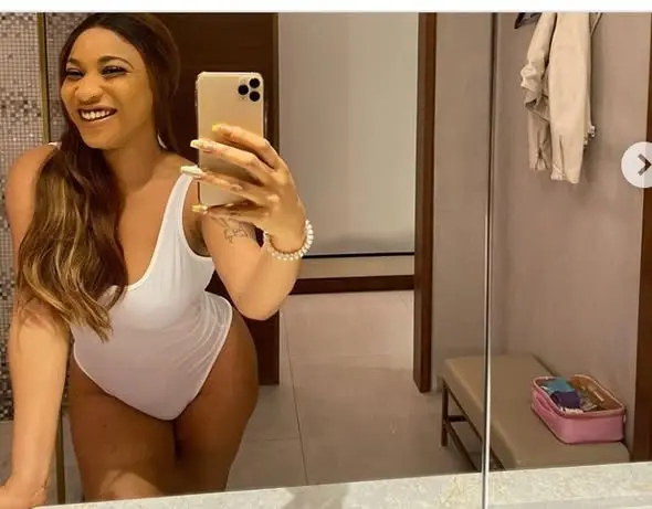 bygule (18) female from AU - sexting partner