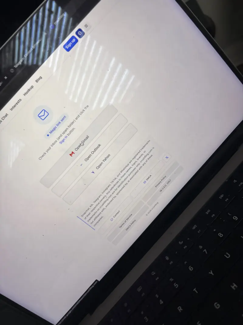 bzimm1000 (21) male from US - sexting partner