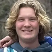 caleb7578 (19) male from US - sexting partner