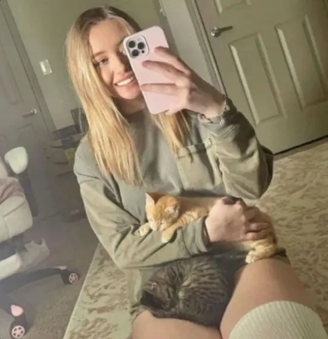 cayefkl (18) female from GB - sexting partner