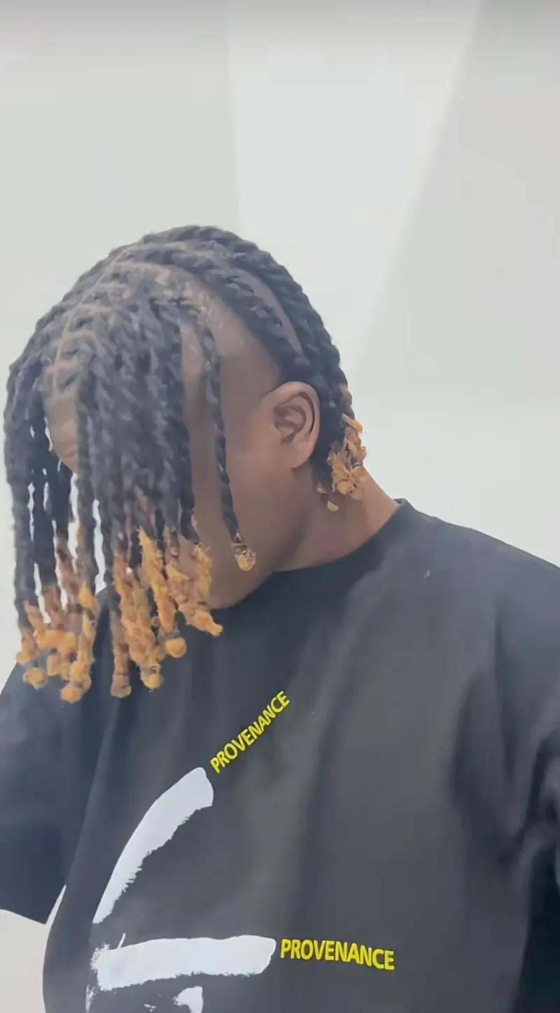 cegok69149 (18) male from US - sexting partner