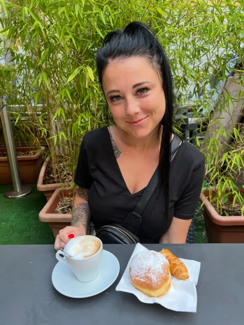 chantelcooksmith (18) female from US - sexting partner