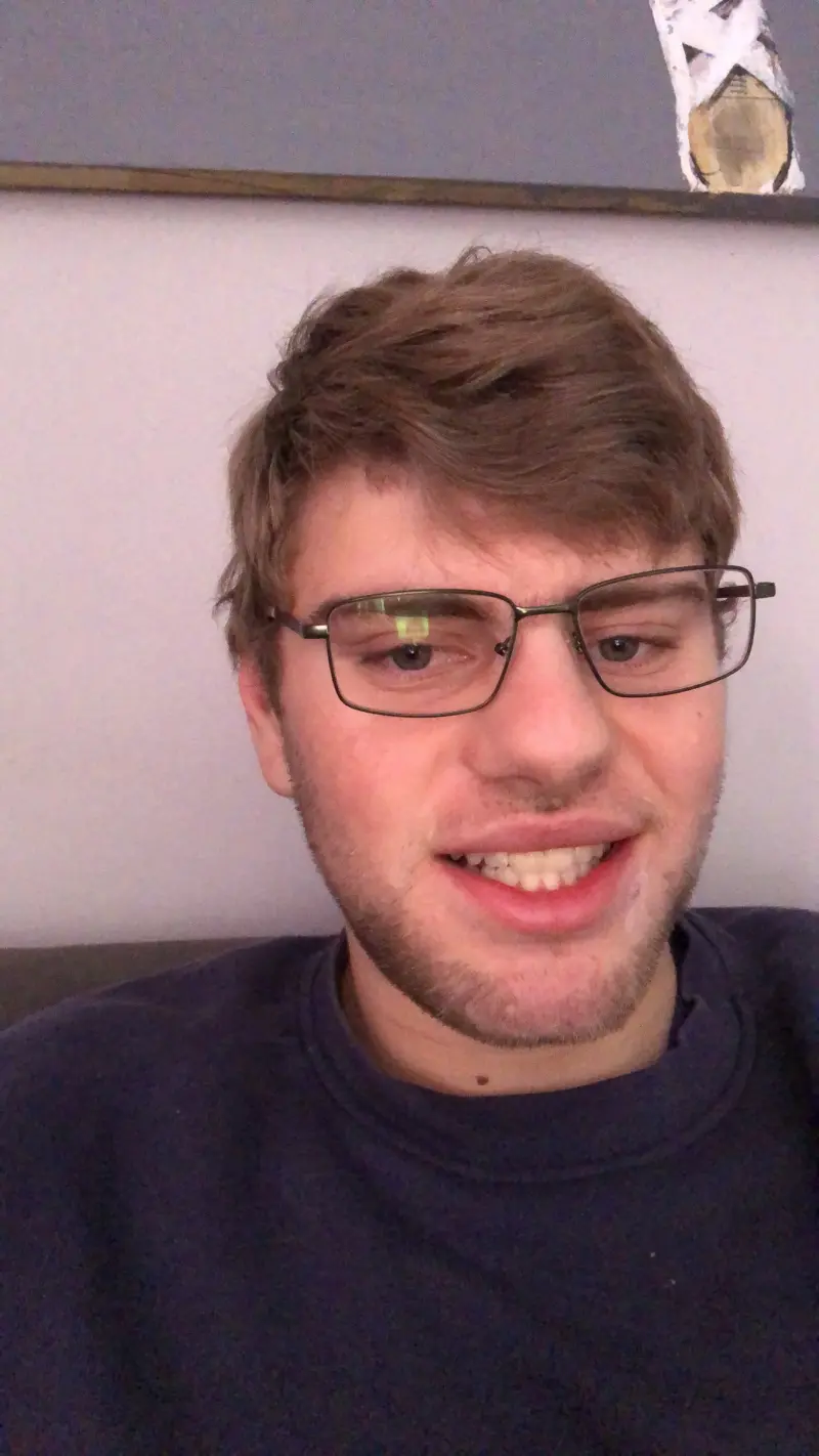 christopherbuckingham2002 (18) male from ZA - sexting partner