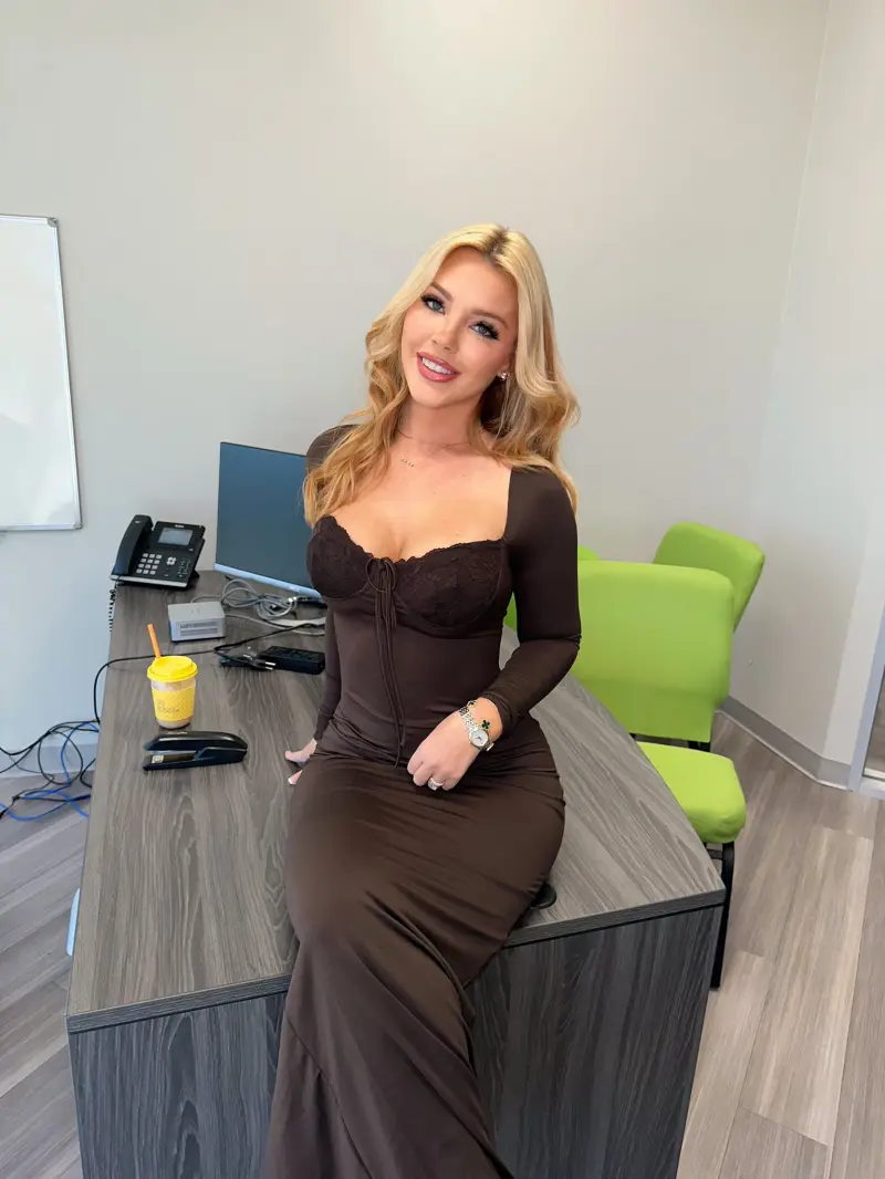 cidedid323 (18) female from GB - sexting partner