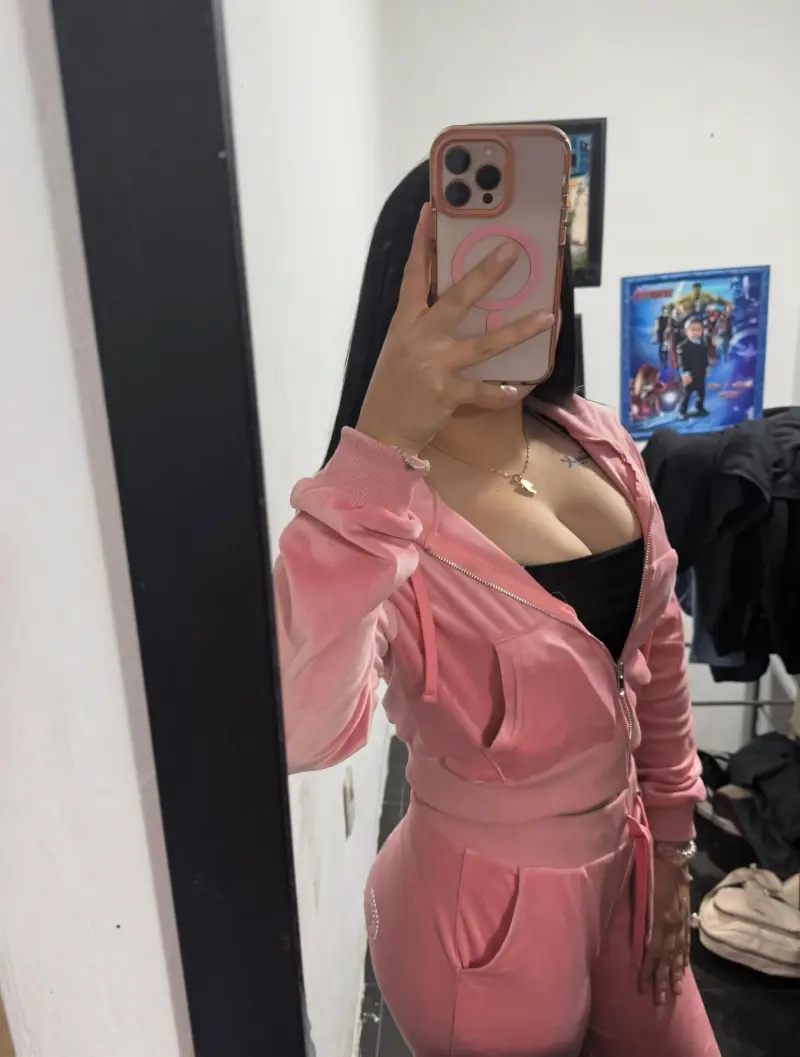 cimavin720 (18) female from US - sexting partner