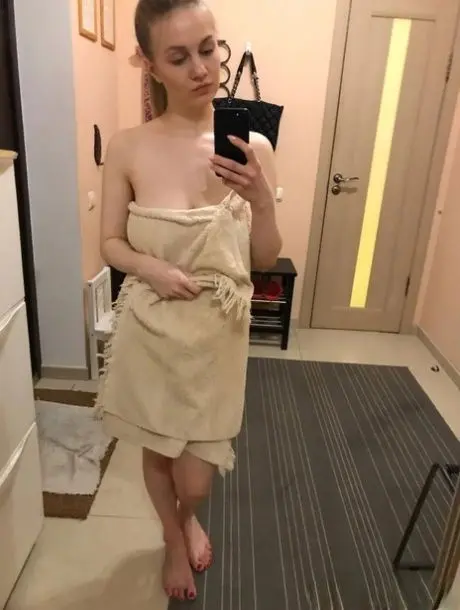 coxagen663 (18) female from CA - sexting partner