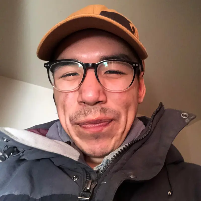 daveyd777 (18) male from CA - sexting partner