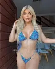 dejoj76497 (18) female from GB - sexting partner