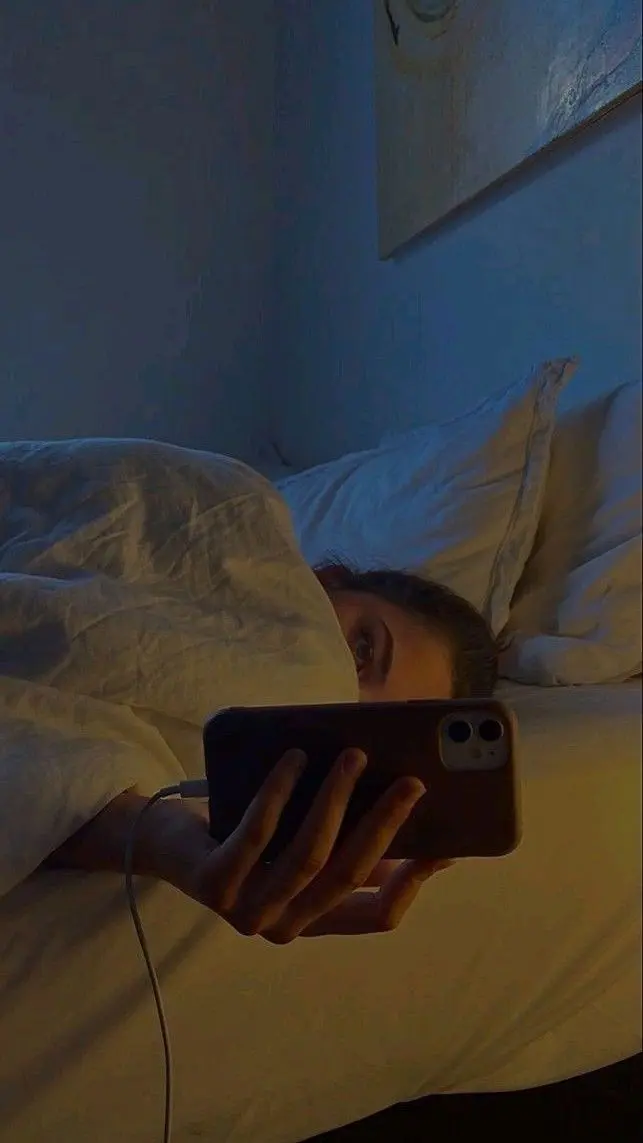 dianarosse567 (20) female from US - sexting partner