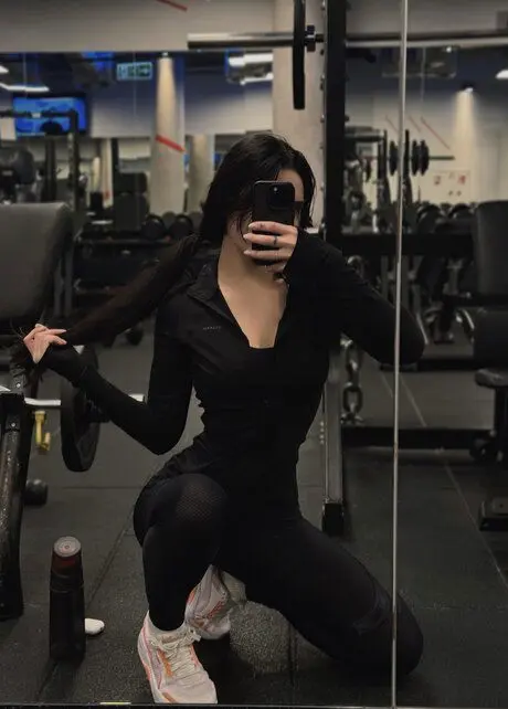 ditan15112 (18) female from US - sexting partner