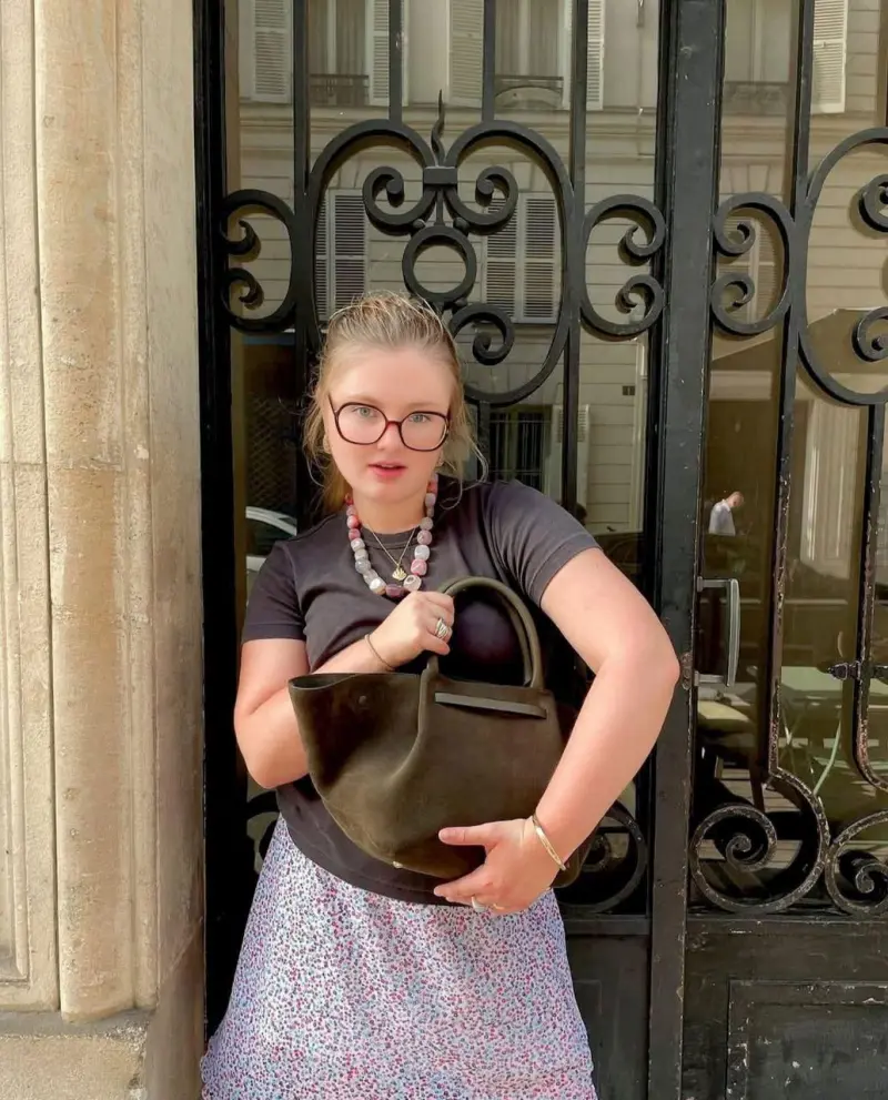 divocnj (18) female from DE - sexting partner