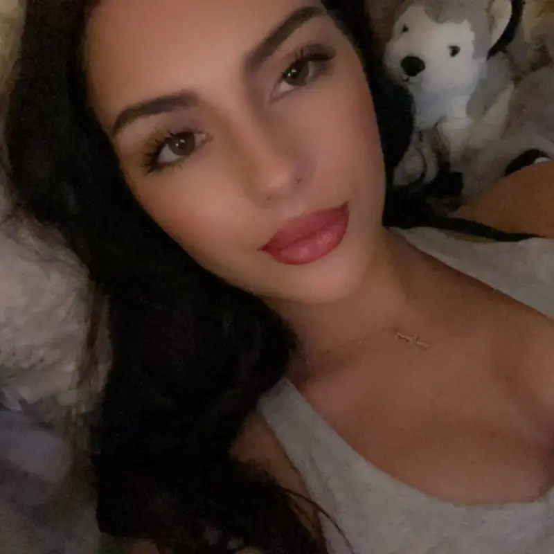 djkallamow (18) female from DE - similar profile