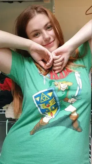 dohari2331 (18) female from US - sexting partner