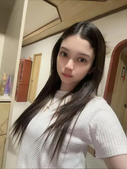 dokepal568 (18) female from UY - sexting partner