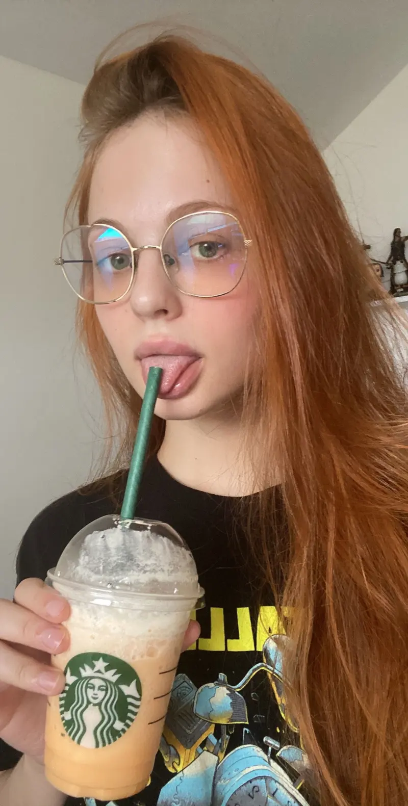 dolofo5116 (18) female from AU - sexting partner