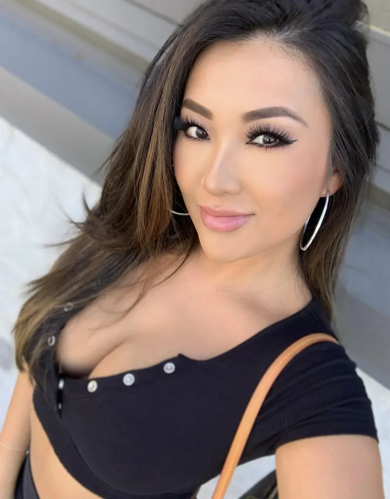 dorothy20 (18) female from CA - sexting partner