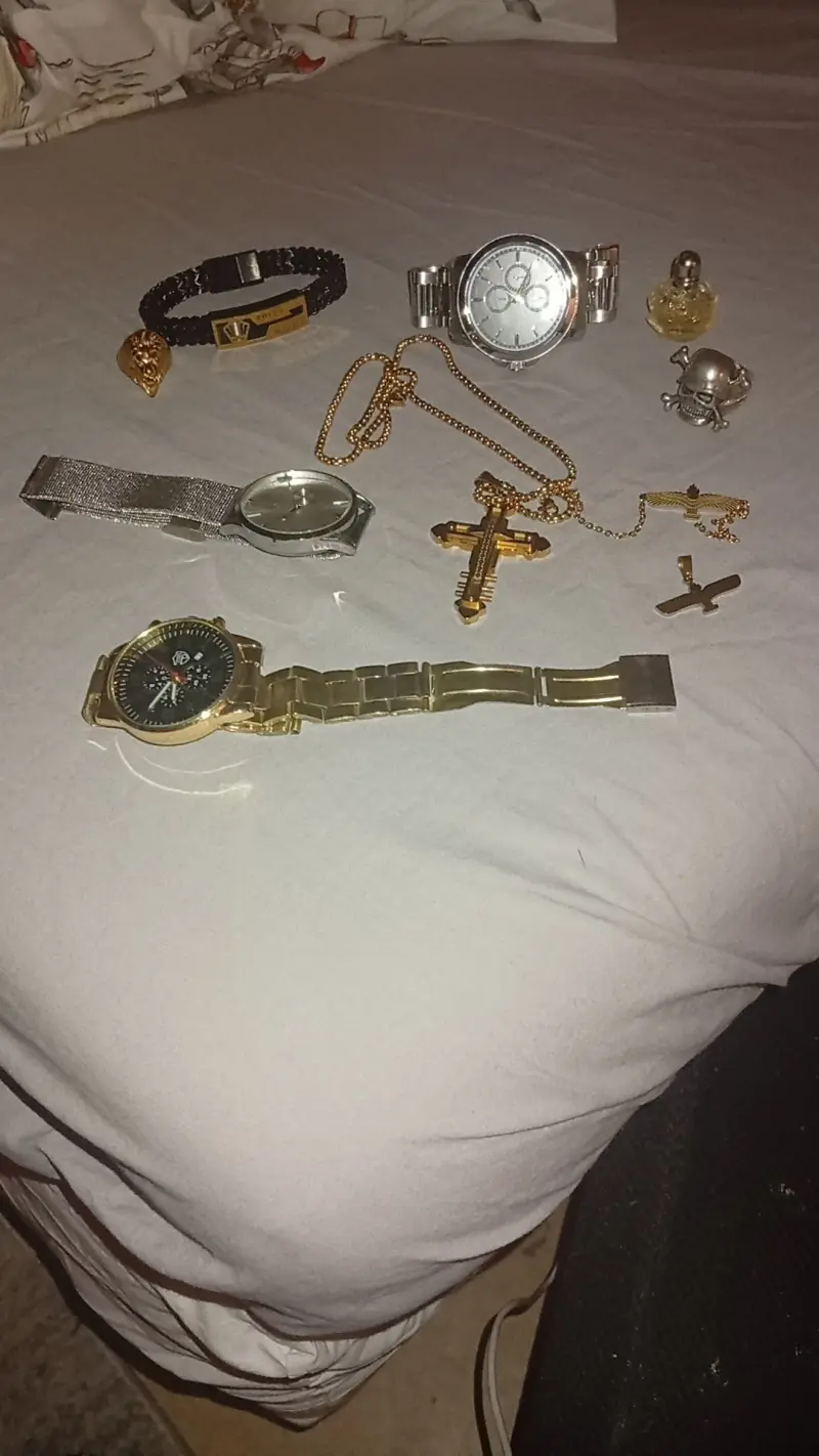 doubleprincegiant6769 (18) male from SE - sexting partner