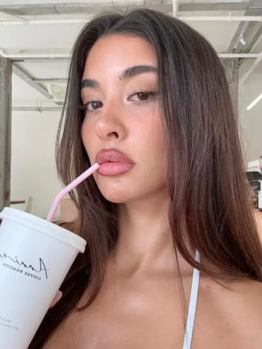 dyveby (18) female from US - sexting partner