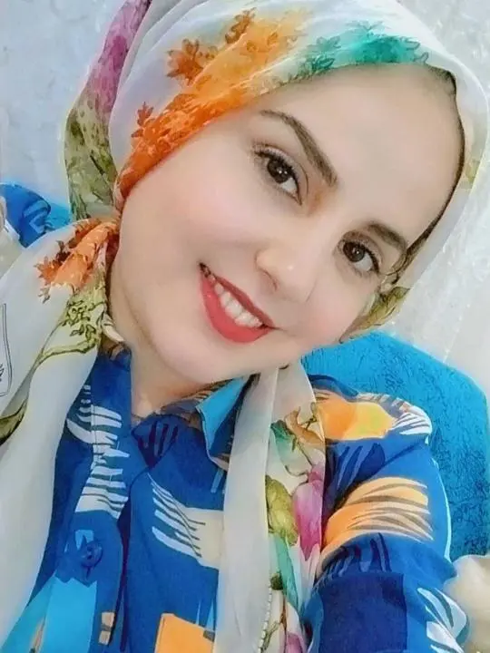 edymy (25) female from CH - sexting partner