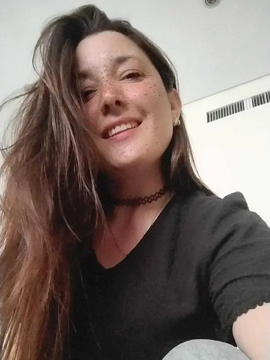 eftabcw (25) female from GB - sexting partner