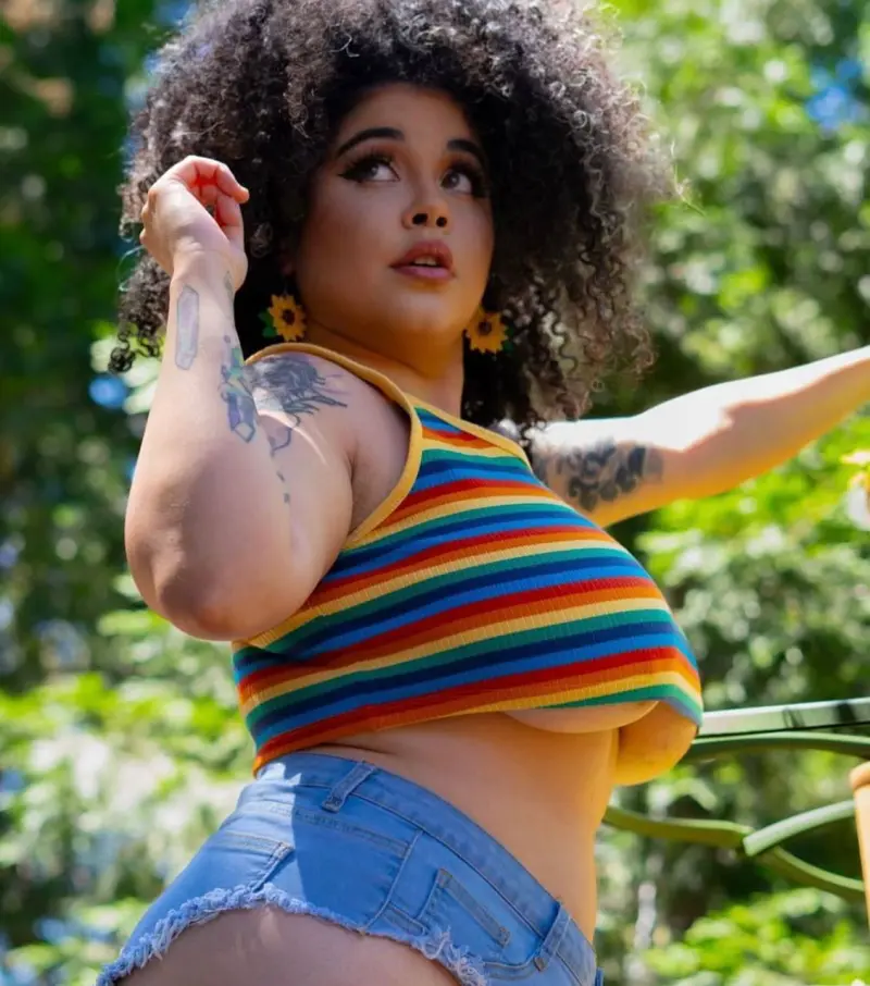 elizabethsandra9938 (29) female from US - sexting partner