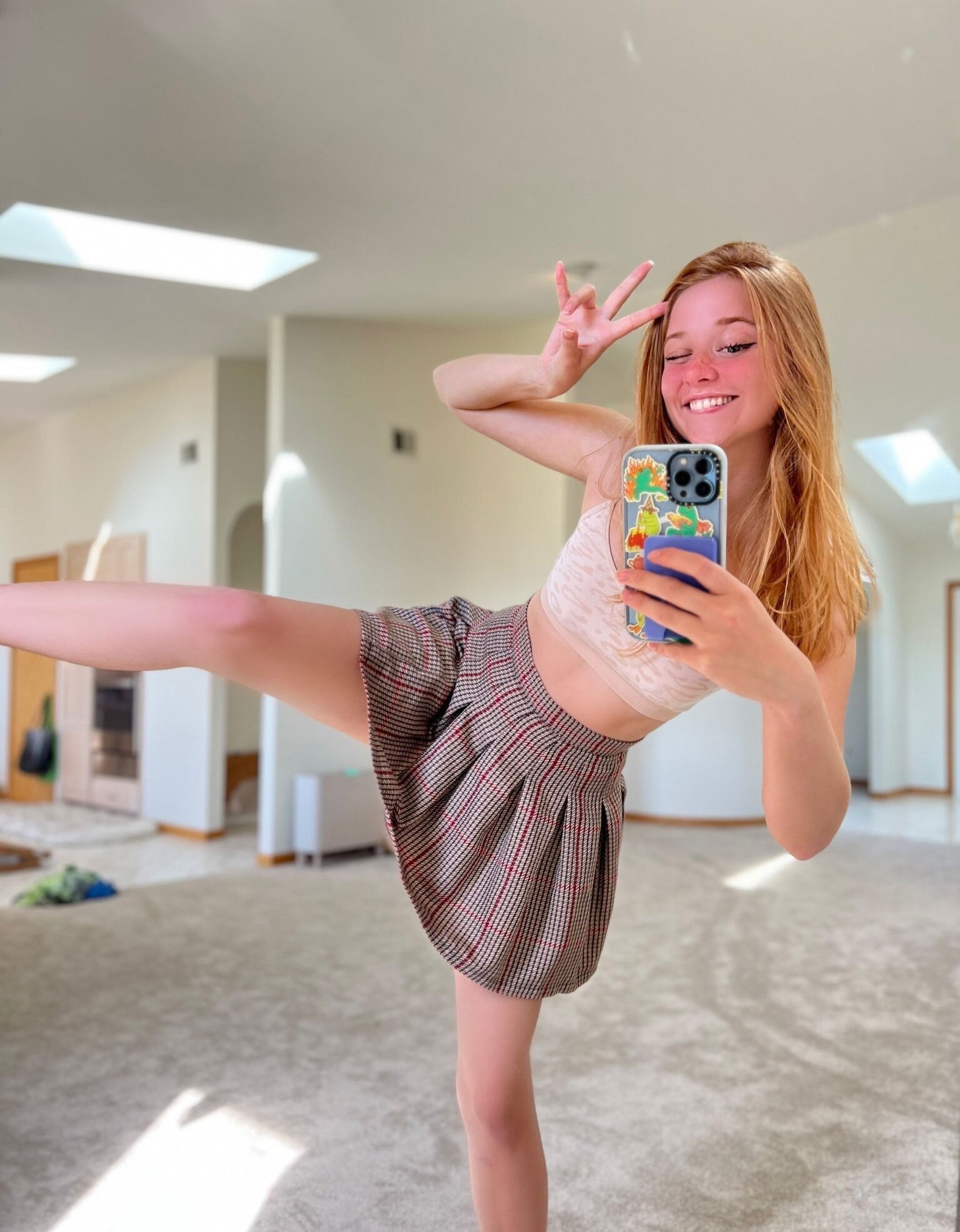 emulyqueen52963 from GB