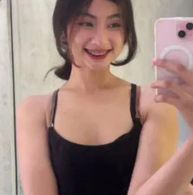 fadowep (18) female from DE - sexting partner