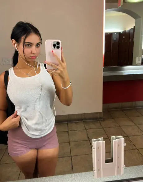 fahora3313 (25) female from GB - sexting partner