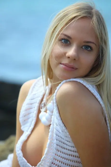 farem75082 (18) female from FR - sexting partner