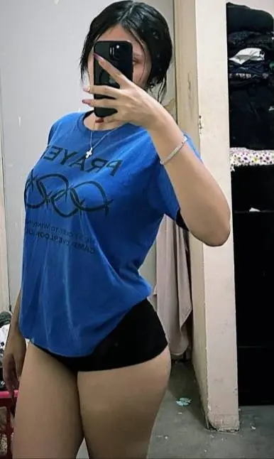 fevixen146 (18) female from GB - sexting partner