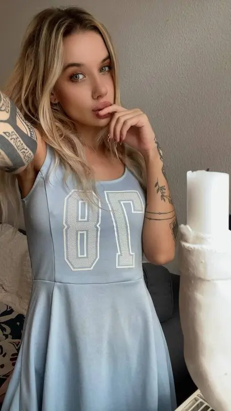 ficohop274 (26) female from US - sexting partner