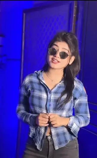 fimage6845 (18) female from DE - sexting partner