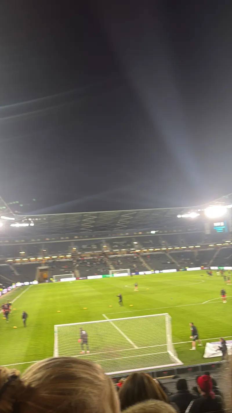 freddiebutton341 (18) male from GB - sexting partner