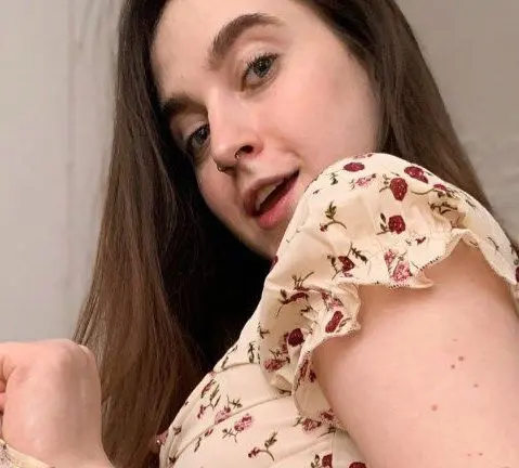 fshyt6363 (18) female from US - sexting partner