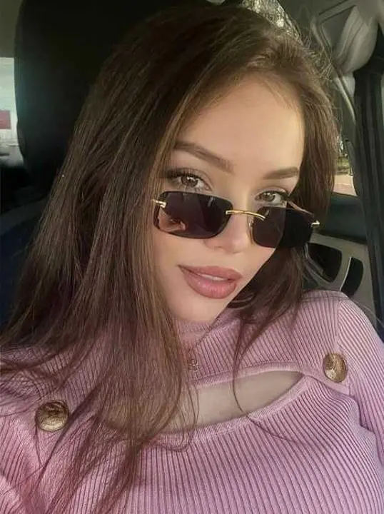 fuh2ugkcrn (18) female from GB - sexting partner