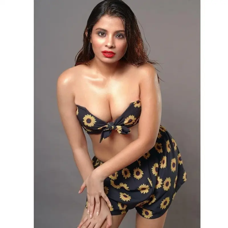 gavabim384 (18) female from DK - sexting partner