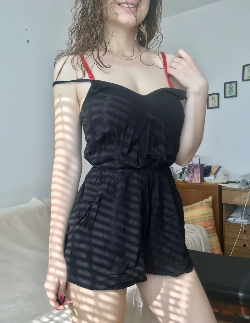 gehoho2069 (27) female from GB - sexting partner