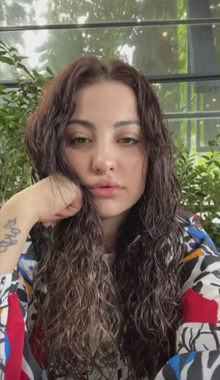 gemmaward1245 from US